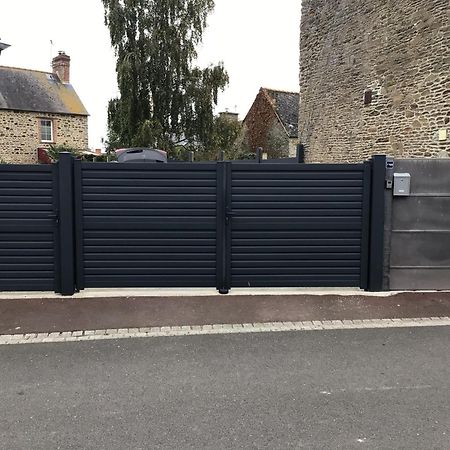 בובואר Maison Proche Mont Saint Michel מראה חיצוני תמונה